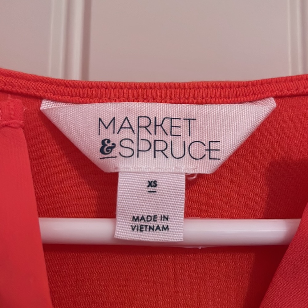 Market & Spruce top - Picture 2 of 3